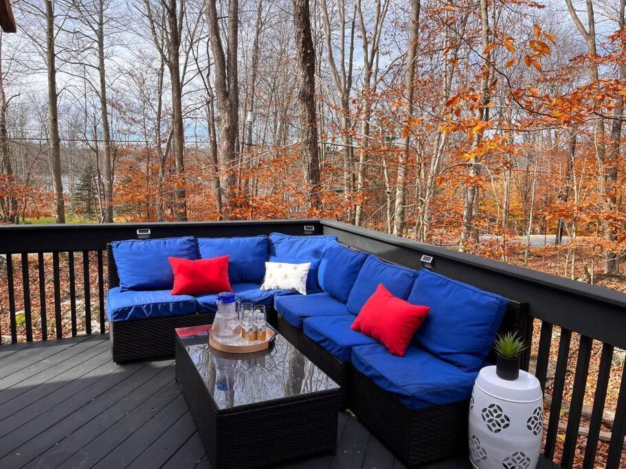 Stylish And Cozy Cabin, Walking Distance To Big Bass Lake Gouldsboro Exterior foto